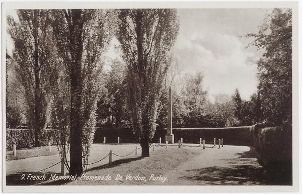 Old photograph of the war memorial Promenade de Verdun