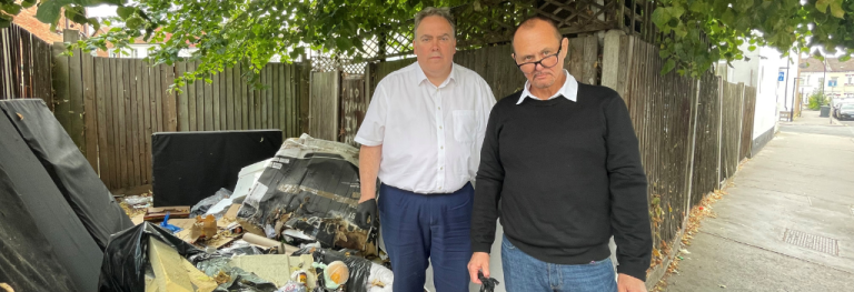 Mayor Perry joins Ken Thompson at fly-tipping site