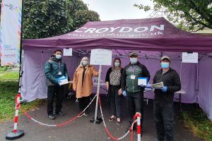 Croydon Council’s community testing team with Pathfinders volunteers Marion Burchell (centre left) and Kirsty Pearce (centre right)