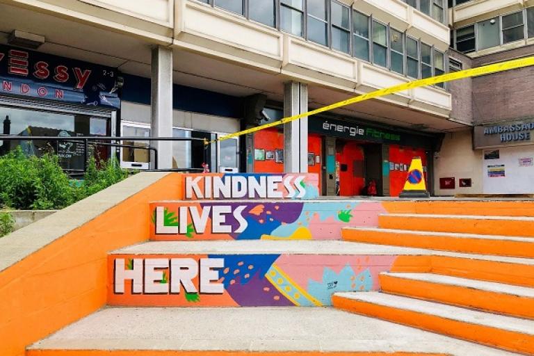 Kindness lives here mural